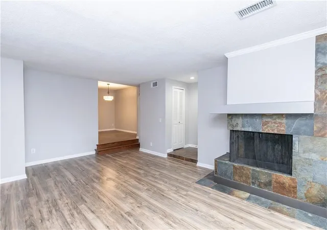 Photo 3 of Condo for sale at 3602 Gillham Dr #11, Kansas City, MO 64111 | MLS# 2586977 | Listing updated on 2026-10-07