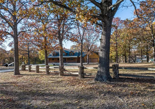 Photo 2 of Single family home for sale at 30611 Stonehaven Dr, Warsaw, MO 65355 | MLS# 2588075 | Listing updated on 2026-10-01