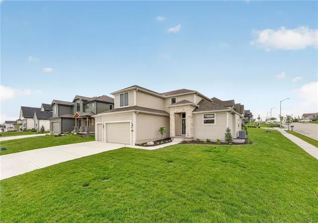 Photo 3 of Single family home for sale at 8003 NE 77th Street, Kansas City, MO 64158 | MLS# 2588899 | Listing updated on 2026-08-20