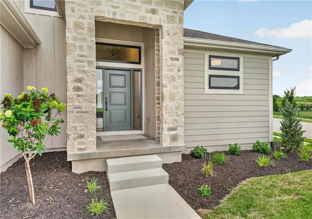 Photo 5 of Single family home for sale at 8003 NE 77th Street, Kansas City, MO 64158 | MLS# 2588899 | Listing updated on 2026-08-20