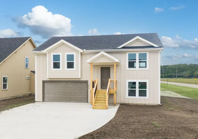 Photo 1 of Sale Pending at 1015 2nd Street, Lawrence, KS 66044 | MLS# 2589241 | Listing updated on 2026-09-22