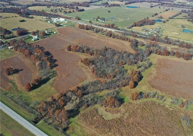 3rd image of Hwy Ff Hwy, Brookfield, MO 64628 | MLS# 2589279