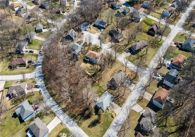 4th image of 58Th Ter, Kansas City, MO 64152 | MLS# 2591095