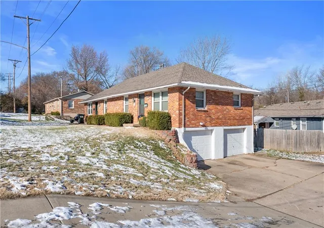4th image of 13598 E 39Th & 13600 Ct, Independence, MO 64055 | MLS# 2591116