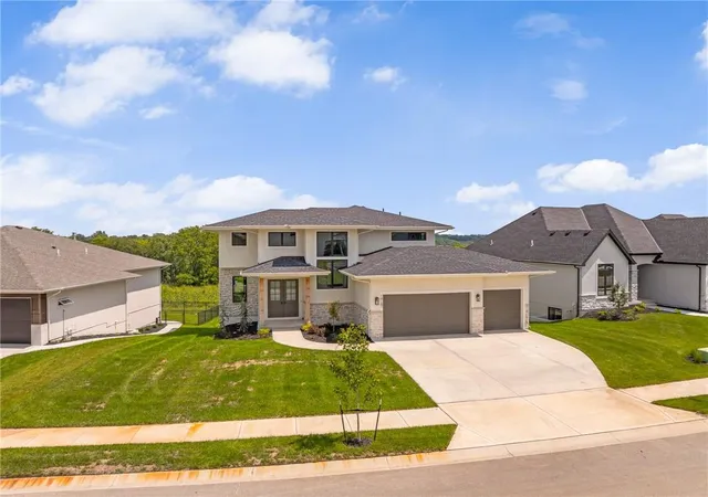 1st image of 14187 S Houston St, Olathe, KS 66061 | MLS# 2591217