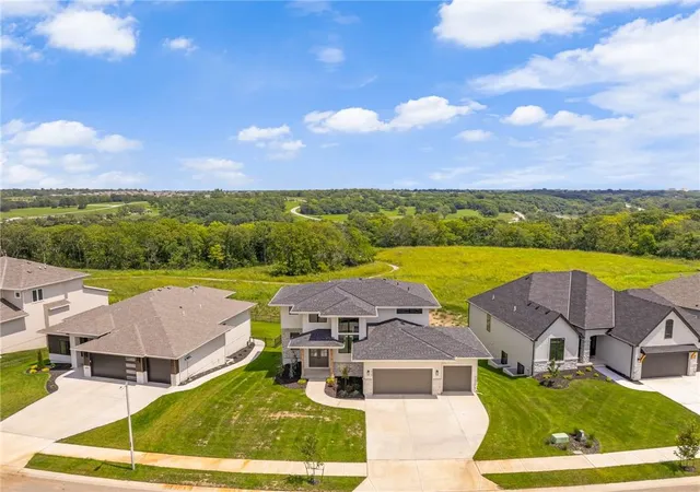 2nd image of 14187 S Houston St, Olathe, KS 66061 | MLS# 2591217