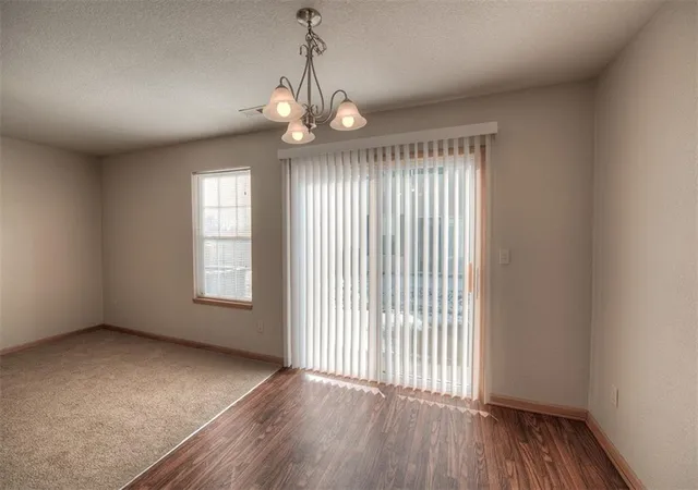 4th image of 273-277 Ne Adams Dairy Pkwy, Blue Springs, MO 64014 | MLS# 2591232