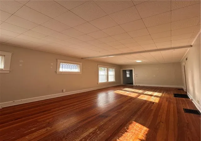 3rd image of 4528 Fairmount Ave, Kansas City, MO 64111 | MLS# 2591276