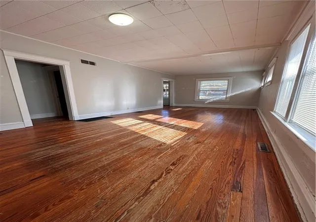 4th image of 4528 Fairmount Ave, Kansas City, MO 64111 | MLS# 2591276
