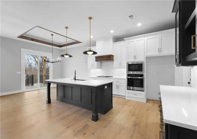 3rd image of 17139 S Barstow St, Olathe, KS 66062 | MLS# 2591302