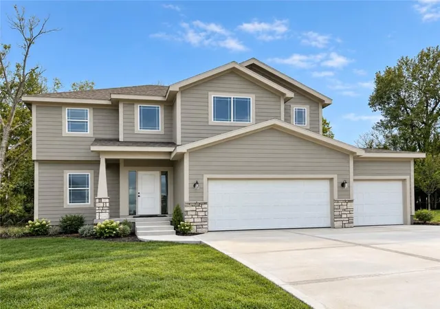 Photo 1 of Single family home for sale at 12552 S Meadow View St, Olathe, KS 66061 | MLS# 2591367 | Listing updated on 2026-10-20