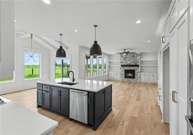 Single family home for sale at 18425 Long St, Bucyrus, KS 66013 | MLS# 2591490
