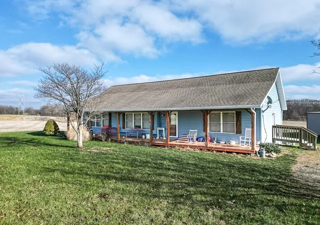 2nd image of 25276 183rd St, Leavenworth, KS 66048 | MLS# 2591493