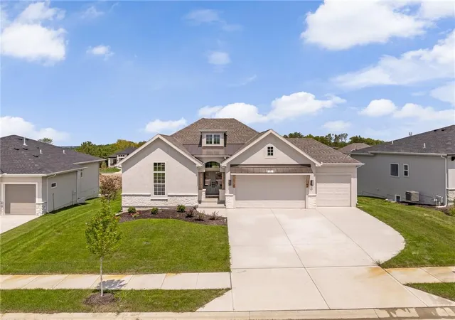 1st image of 25104 W 141st Ter, Olathe, KS 66061 | MLS# 2591502
