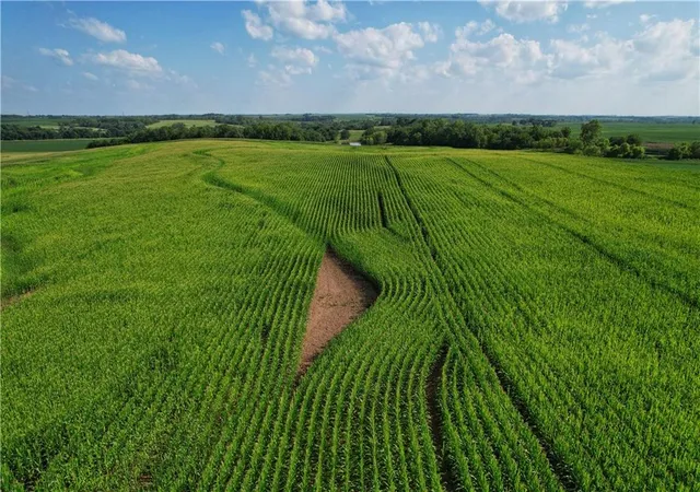 4th image of 0000 310th Road, Everest, KS 66424 | MLS# 2591693