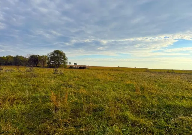 15th image of 1230 E 100 Rd, Berryton, KS 66409 | MLS# 2591880