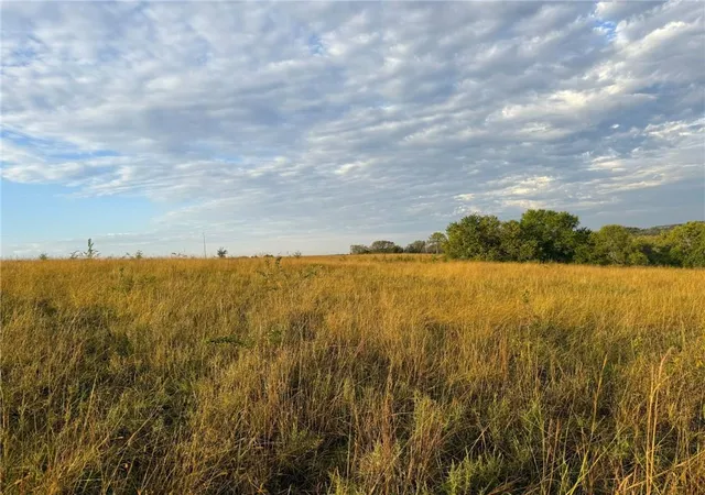 20th image of 110 N 1150 Rd, Berryton, KS 66409 | MLS# 2591888