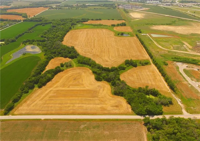1st image of N Clare Rd, Gardner, KS 66030 | MLS# 2592062