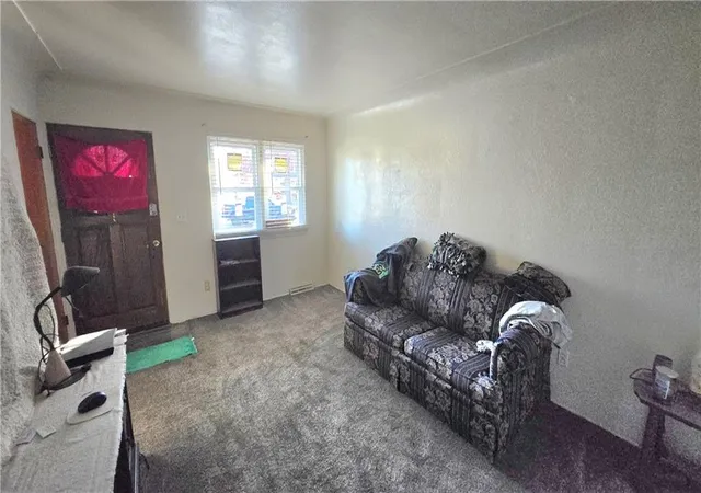 3rd image of 300-302 Hazel St, Buckner, MO 64016 | MLS# 2592187