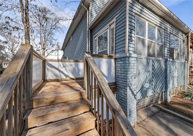 Homes for sale in Leavenworth, KS | 512 Ottawa St, Leavenworth, KS 66048 | MLS# 2592383