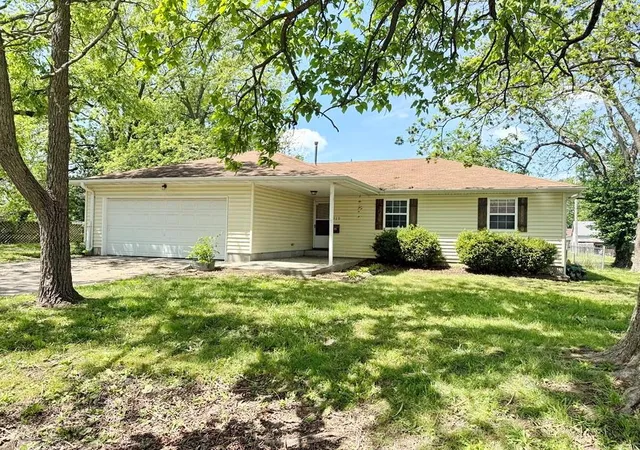 Homes for sale in El Dorado Springs, MO | 310 S Forest St, El Dorado Springs, MO 64744 | MLS# 2592505