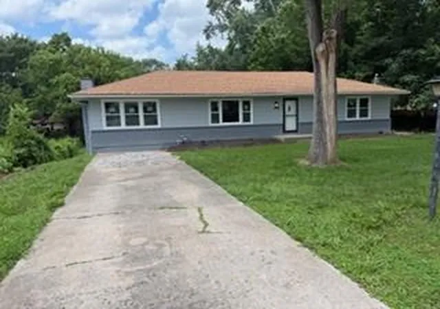 Homes for sale in Gladstone, MO | 502 Ne 74th St, Gladstone, MO 64118 | MLS# 2592689