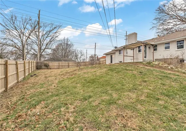 Photo 18 of Single family home for sale at 11601 E 62nd Street, Raytown, MO 64133 | MLS# 2592720 | Listing updated on 2026-08-31
