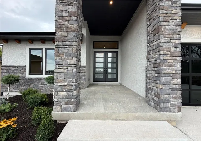 Photo 3 of Single family home for sale at 8910 Ginger St, Lenexa, KS 66227 | MLS# 2592746 | Listing updated on 2026-10-01