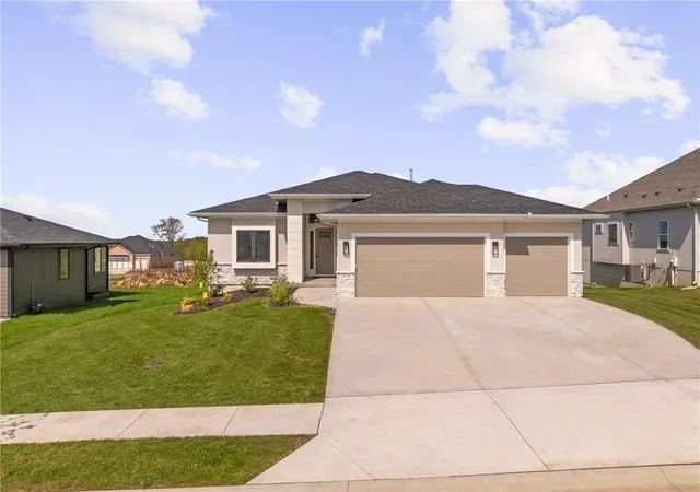 Photo 1 of Single family home for sale at 25128 W 141st Terrace, Olathe, KS 66061 | MLS# 2592879 | Listing updated on 2026-10-23