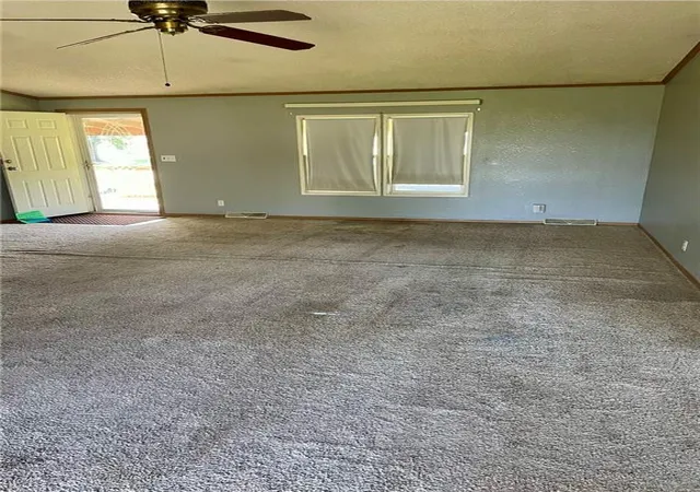 Photo 3 of Single family home for sale at 1203 W Grand St, Gallatin, MO 64640 | MLS# 2592886 | Listing updated on 2026-07-23
