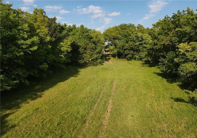 Homes for sale in Fort Scott, KS | 0000 S Margrave - 18 Acres St, Fort Scott, KS 66701 | MLS# 2592922