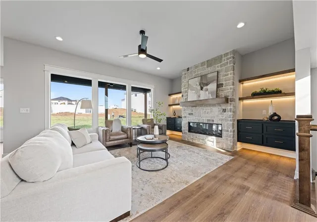 Photo 4 of Sale Pending at 16933 W 172nd Terrace, Olathe, KS 66062 | MLS# 2592957 | Listing updated on 2026-08-15