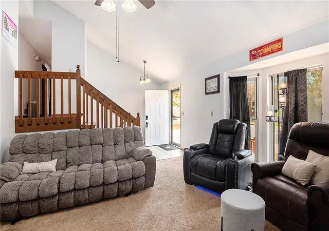 Homes for sale in Leavenworth, KS | 2116 Cambridge St, Leavenworth, KS 66048 | MLS# 2593078