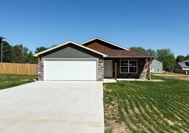 Homes for sale in El Dorado Springs, MO | 1803 S Elm St, El Dorado Springs, MO 64744 | MLS# 2594312