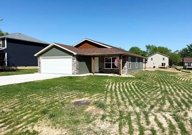 Homes for sale in El Dorado Springs, MO | 1803 S Elm St, El Dorado Springs, MO 64744 | MLS# 2594312