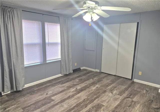 Listing Photo 2 - Condo for sale in building located at 406 W Main St, Richmond, MO 64085 - Unit #