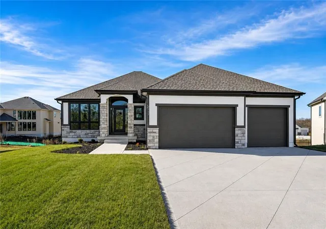 Single family home for sale at 2319 SW Serena Pl, Lees Summit, MO 64082 | MLS# 2594494