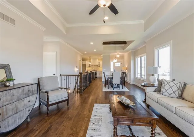 4th image of 11419 S Waterford Dr, Olathe, KS 66061 | MLS# 2594662