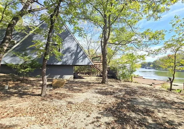Photo 1 of Single family home for sale at 393 W Sugar Lake Dr, Mound City, KS 66056 | MLS# 2595027 | Listing updated on 2026-10-13