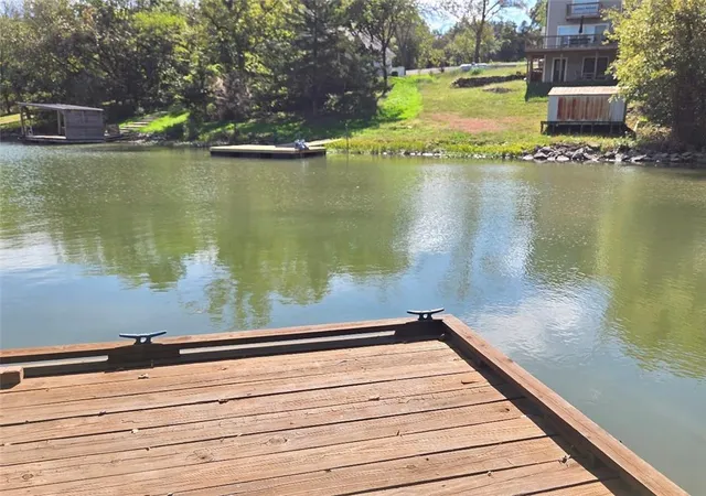 Photo 3 of Single family home for sale at 393 W Sugar Lake Dr, Mound City, KS 66056 | MLS# 2595027 | Listing updated on 2026-10-13