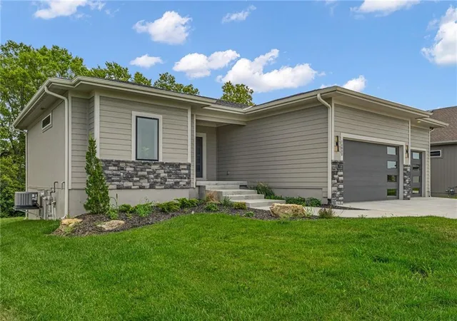 Photo 3 of Single family home for sale at 14033 S Landon St, Olathe, KS 66061 | MLS# 2595181 | Listing updated on 2026-10-22