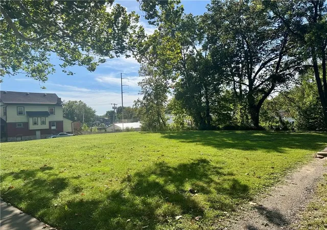 5th image of 4316 Forest Ave, Kansas City, MO 64110 | MLS# 2595209