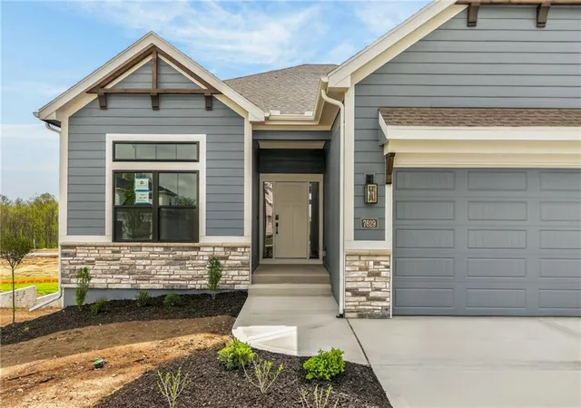 Photo 4 of Sale Pending at 7629 N Booth Ave, Kansas City, MO 64158 | MLS# 2595239 | Listing updated on 2026-07-30