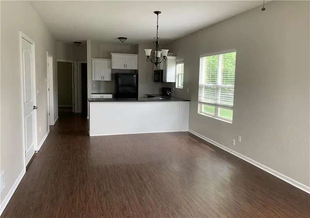 3rd image of 810 Riffle Dr, Pleasant Hill, MO 64080 | MLS# 2595280