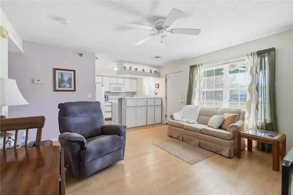 Listing Photo 1 - Condo for sale in 2330 NE 68th St located at 2330 NE 68th St, Kansas City, MO 64118 - Unit 2330 NE 68th Street