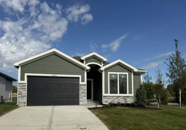 Photo 1 of Sale Pending at 29508 W 196th Street, Gardner, KS 66030 | MLS# 2595725 | Listing updated on 2026-10-28