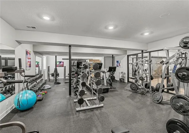 Homes for sale in Kansas City, MO | 3413 Ne 102Nd Ter, Kansas City, MO 64155 | MLS# 2595755