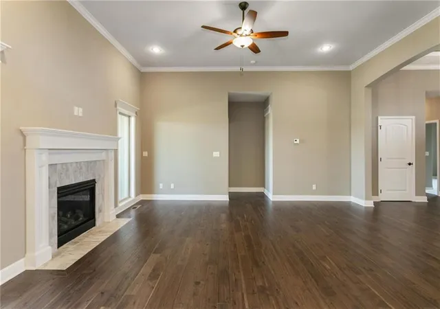 Photo 3 of Single family home for sale at 8912 N Monroe Ave, Kansas City, MO 64156 | MLS# 2595813 | Listing updated on 2026-10-02