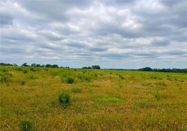 3rd image of 2530 Se 77Th St, Berryton, KS 66409 | MLS# 2595929