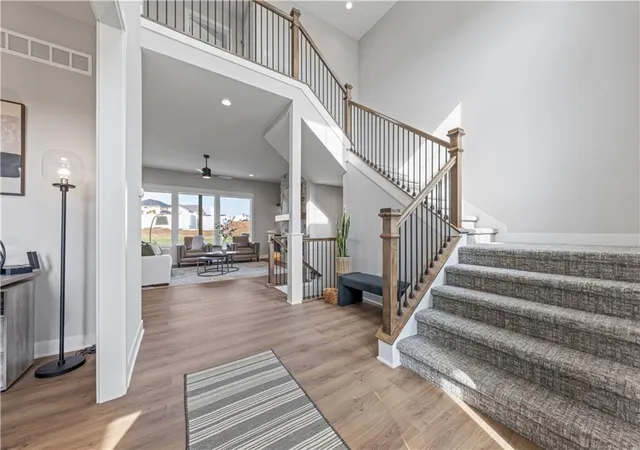 2nd image of 16917 W 172nd Ter, Olathe, KS 66062 | MLS# 2596172